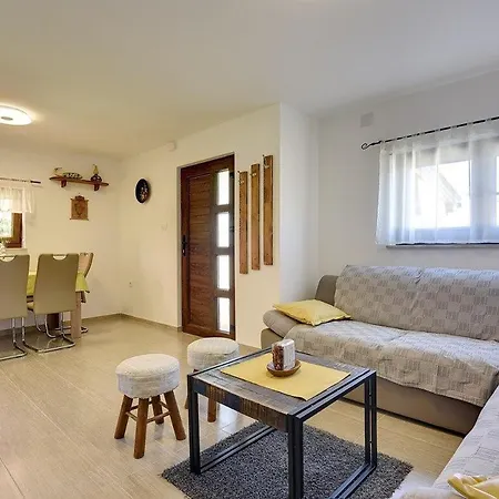 Ferienhaus House Sandi