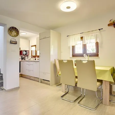 Ferienhaus House Sandi