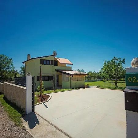 Ferienhaus House Sandi