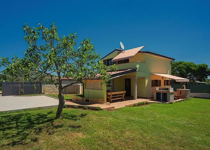 House Sandi Holiday home *